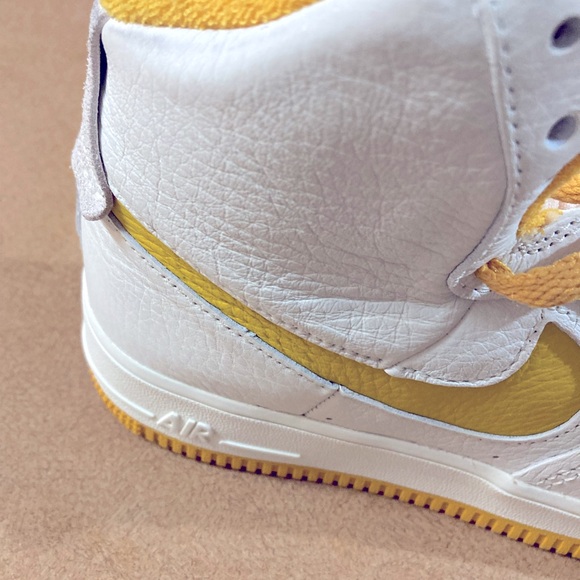 NIKE AIR FORCE 1 (W) - Picture 6 of 9